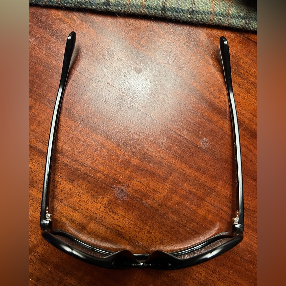 Ray-Ban 4162 - Picture 4 of 8